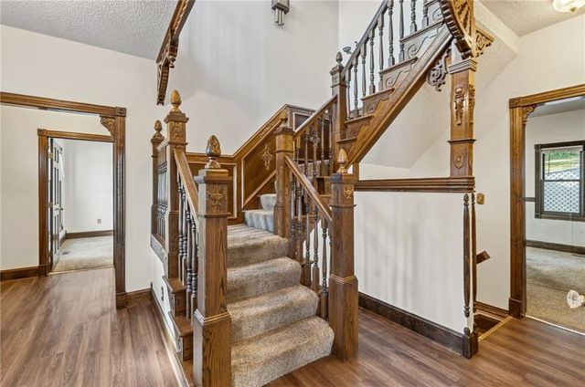 3804 Garland Avenue, Leavenworth, KS 66048