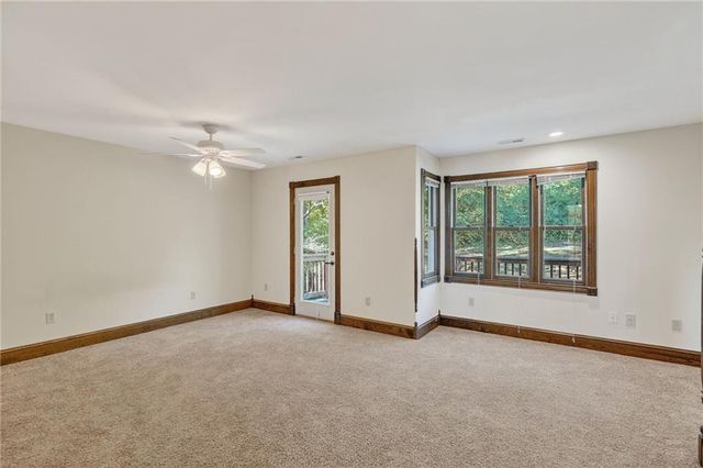 3804 Garland Avenue, Leavenworth, KS 66048