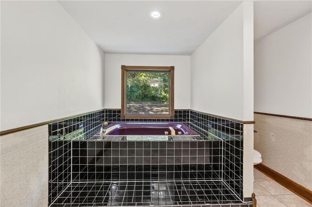 3804 Garland Avenue, Leavenworth, KS 66048