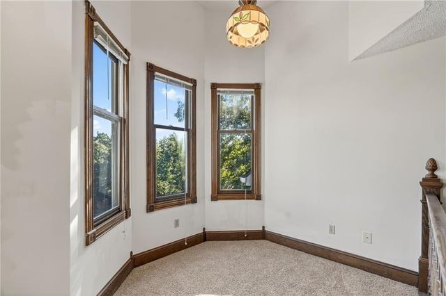 3804 Garland Avenue, Leavenworth, KS 66048