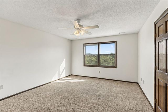 3804 Garland Avenue, Leavenworth, KS 66048