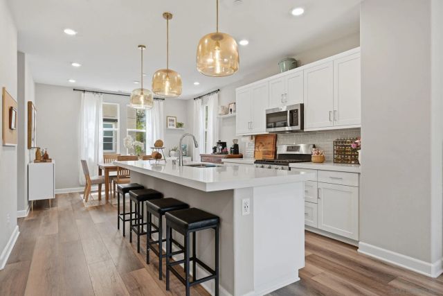 1232 Sunrise View 105, San Marcos, CA 92078