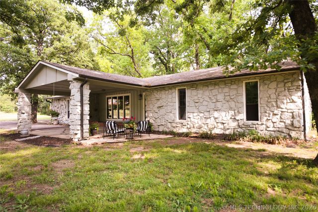 1121 W Line Avenue, Sapulpa, OK 74066