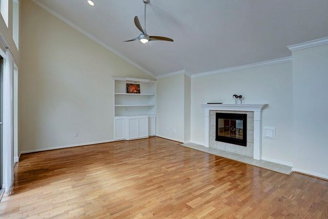 13819 Starhill Court, Houston, TX 77077