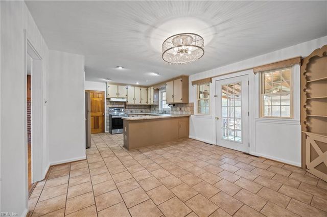 115 Carraway Terrace, Yorktown, VA 23692