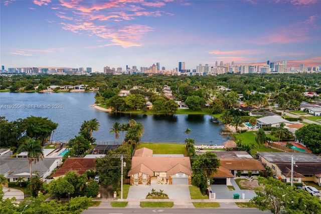 18735 NE 18th Avenue, Miami, FL 33179