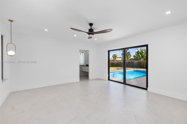 18735 NE 18th Avenue, Miami, FL 33179