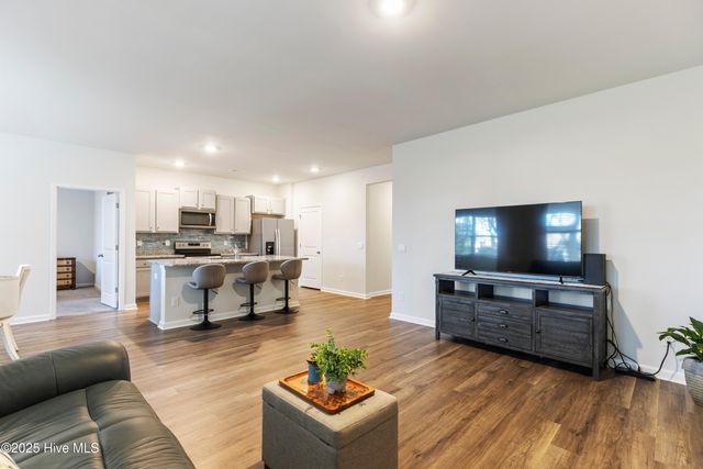 1609 Meridian Forest Drive SE, Bolivia, NC 28422