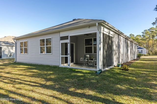 1609 Meridian Forest Drive SE, Bolivia, NC 28422