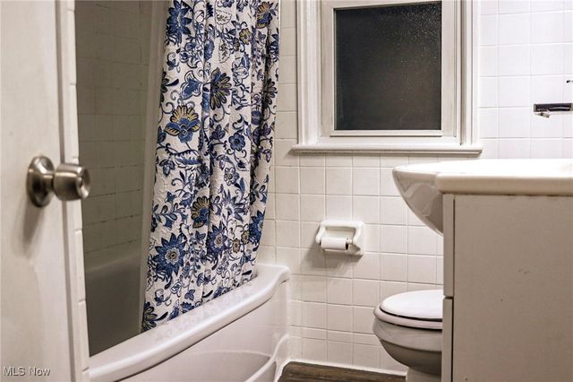 6397 Aylesworth Drive, Parma Heights, OH 44130