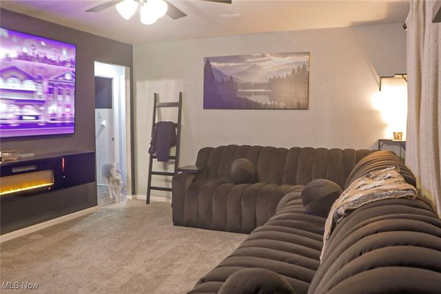 6397 Aylesworth Drive, Parma Heights, OH 44130