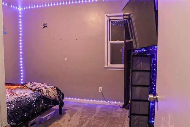 6397 Aylesworth Drive, Parma Heights, OH 44130