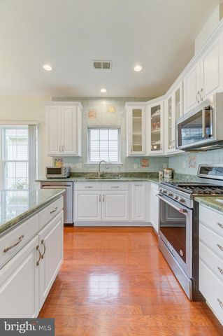 104 TUNICFLOWER LN, Princeton Junction, NJ 08550
