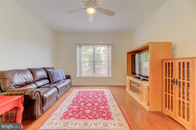 104 TUNICFLOWER LN, Princeton Junction, NJ 08550