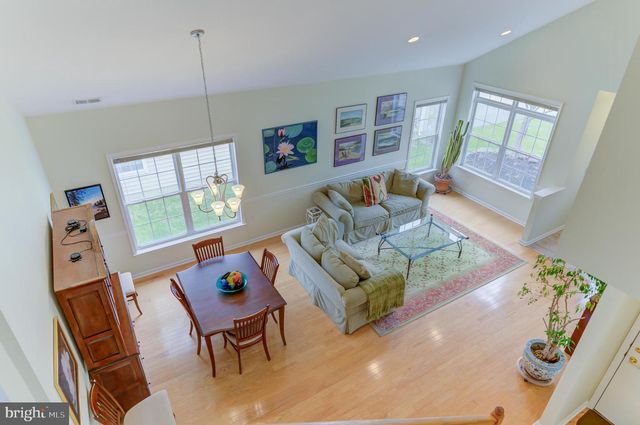 104 TUNICFLOWER LN, Princeton Junction, NJ 08550