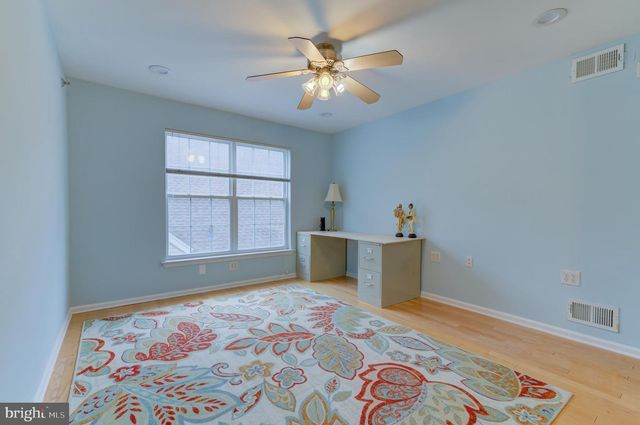 104 TUNICFLOWER LN, Princeton Junction, NJ 08550