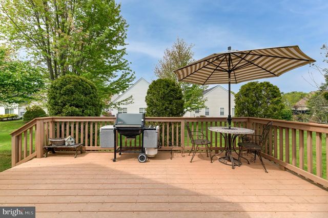 104 TUNICFLOWER LN, Princeton Junction, NJ 08550