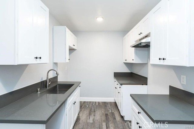 4401 La Clede Avenue, Los Angeles, CA 90039