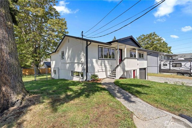 8418 S Thompson Avenue, Tacoma, WA 98444