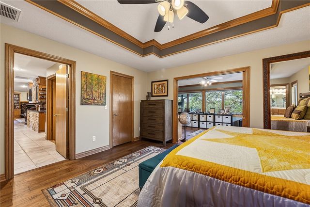 59 Churchill Drive, Bella Vista, AR 72715