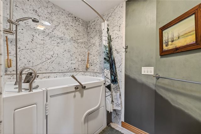 59 Churchill Drive, Bella Vista, AR 72715