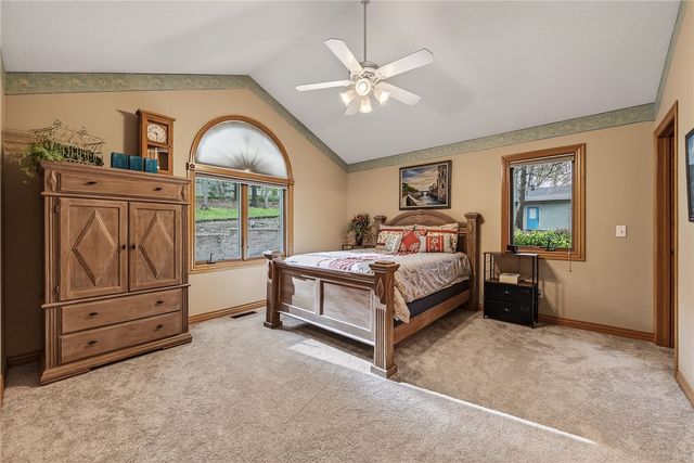 59 Churchill Drive, Bella Vista, AR 72715