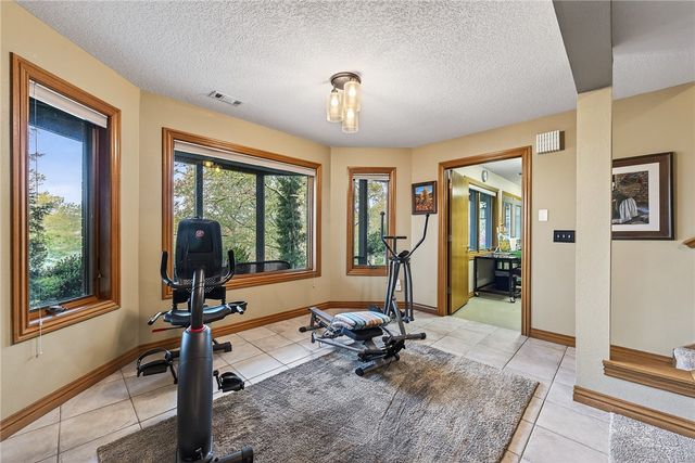 59 Churchill Drive, Bella Vista, AR 72715