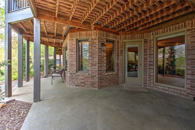59 Churchill Drive, Bella Vista, AR 72715