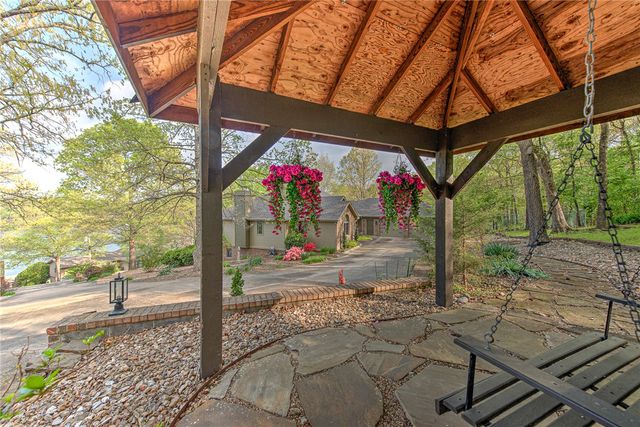 59 Churchill Drive, Bella Vista, AR 72715