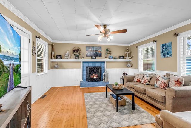 2048 Seitter St., Georgetown, SC 29440