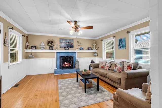2048 Seitter St., Georgetown, SC 29440