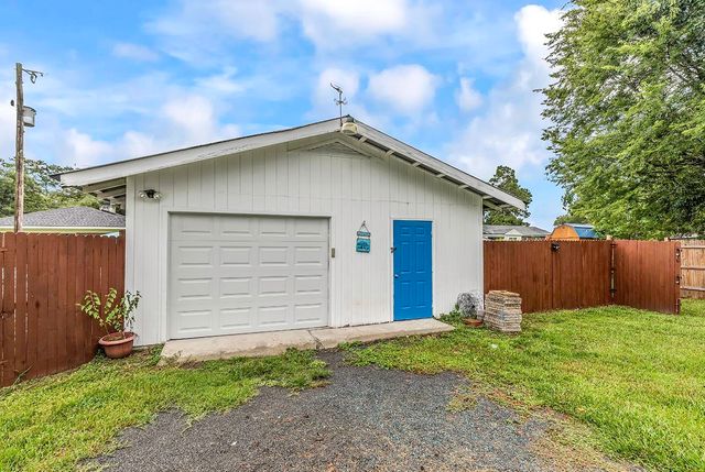 2048 Seitter St., Georgetown, SC 29440