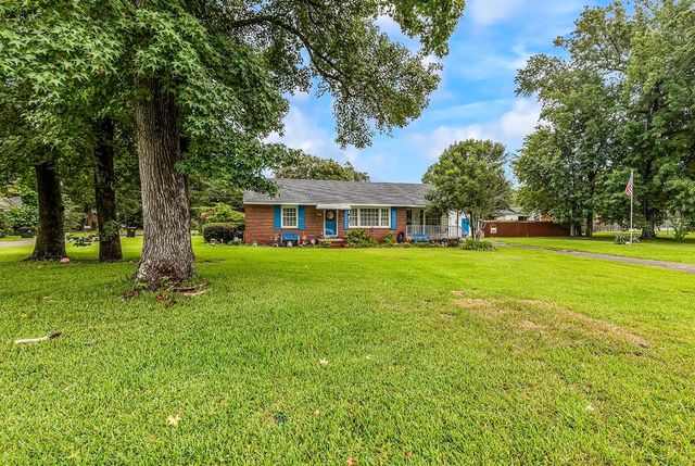 2048 Seitter St., Georgetown, SC 29440