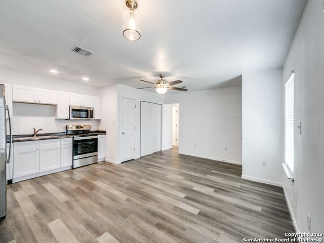 307 TANGLEWOOD, San Antonio, TX 78216