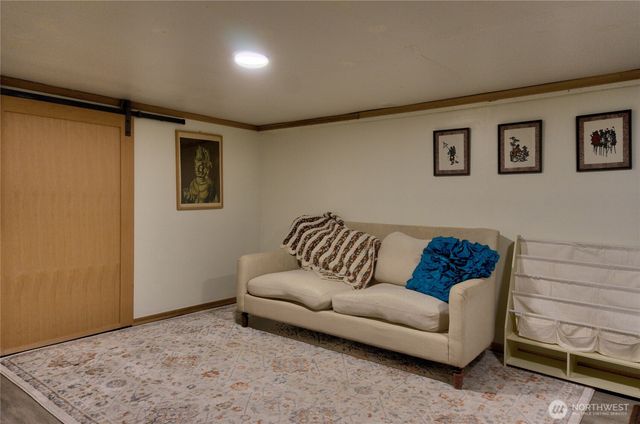 8311 NE 175TH Street, Kenmore, WA 98028