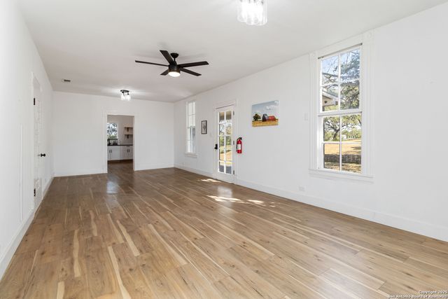30951 Blanco, Bulverde, TX 78163