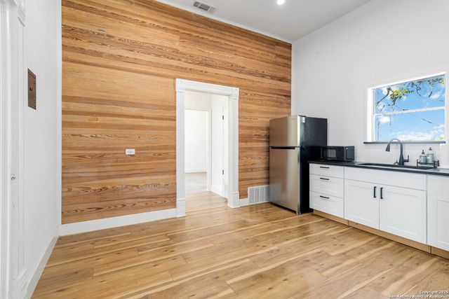 30951 Blanco, Bulverde, TX 78163