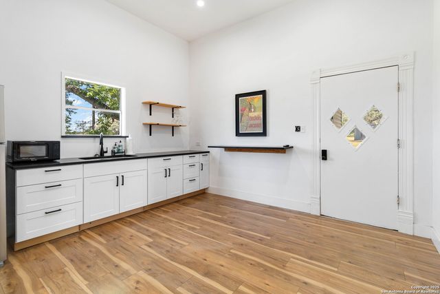 30951 Blanco, Bulverde, TX 78163