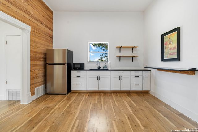 30951 Blanco, Bulverde, TX 78163