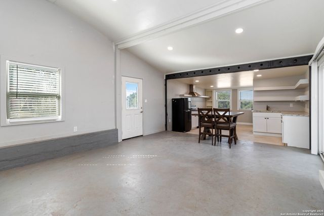 30951 Blanco, Bulverde, TX 78163