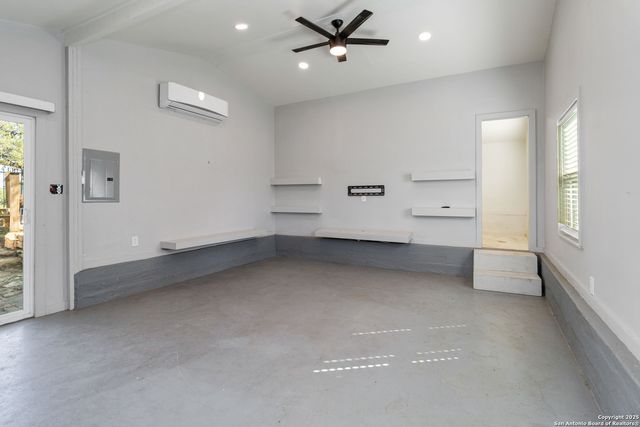 30951 Blanco, Bulverde, TX 78163