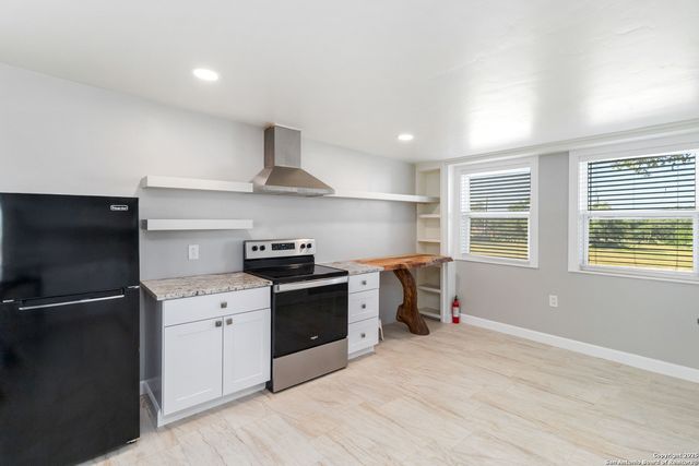 30951 Blanco, Bulverde, TX 78163