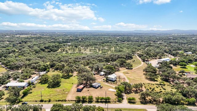 30951 Blanco, Bulverde, TX 78163