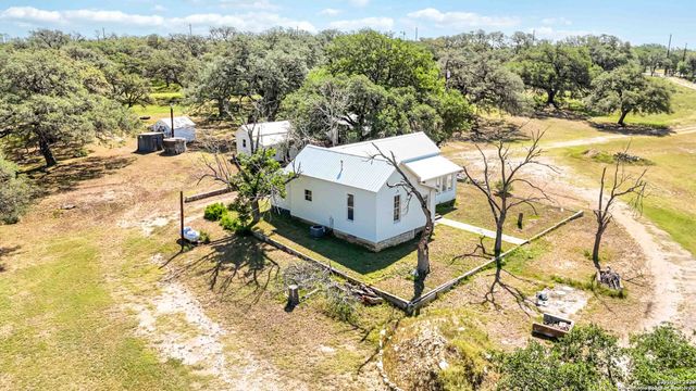 30951 Blanco, Bulverde, TX 78163