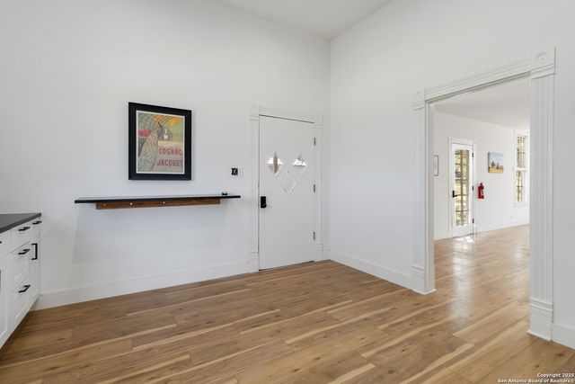30951 Blanco, Bulverde, TX 78163