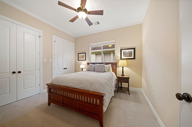 12323 Longmire Cove, Conroe, TX 77304