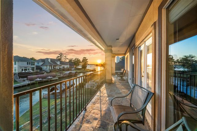 12323 Longmire Cove, Conroe, TX 77304