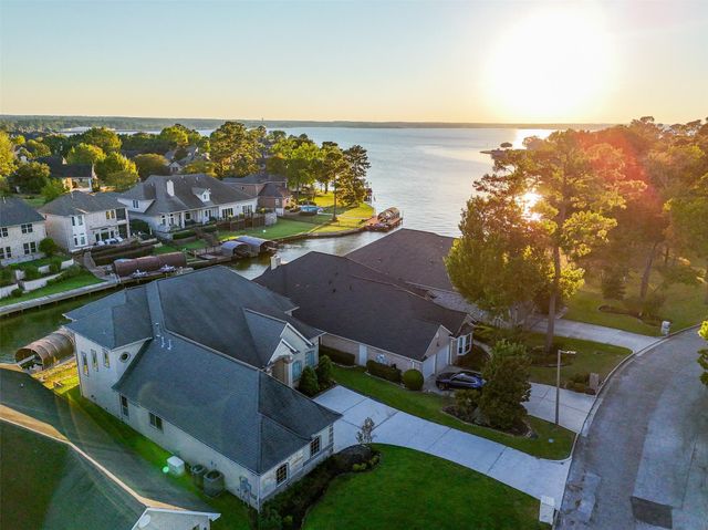 12323 Longmire Cove, Conroe, TX 77304