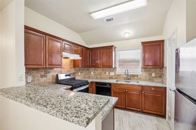 2615 Spring Dusk Lane, Spring, TX 77373