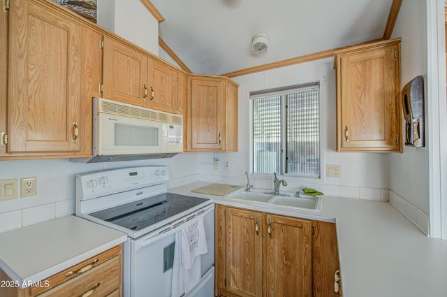 111 S GREENFIELD Road 423, Mesa, AZ 85206